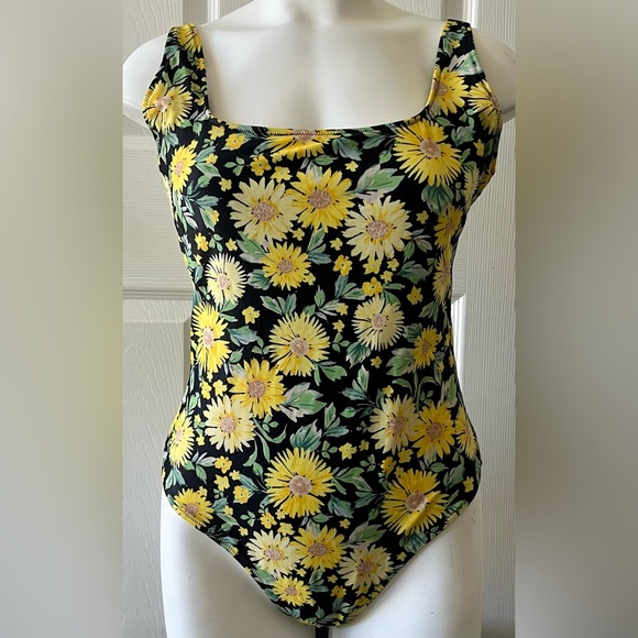 Old Navy Other - Old Navy Black Sunflower Square-Neck 1 Piece Swimsuit size Large